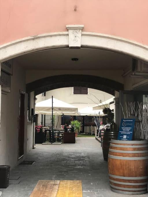Garda Lake Attic Montinelle Bagian luar foto